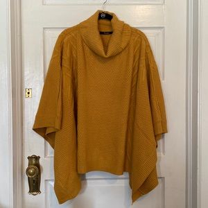 Cozy Knit Poncho - M/L / oversized look